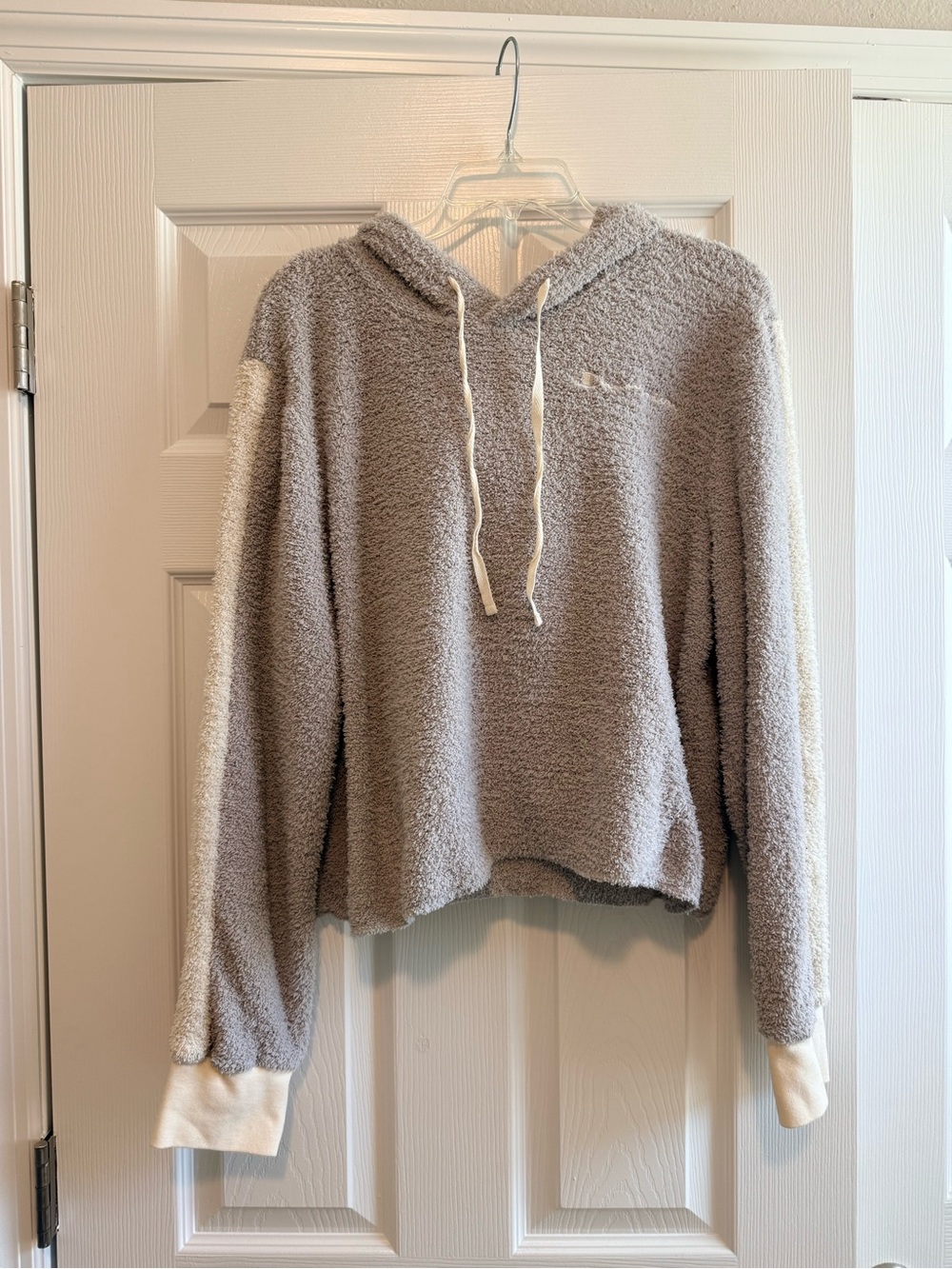 Champion Light Gray Sherpa Hooded Pullover with Cream Cuffs